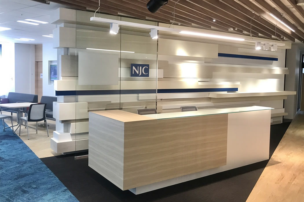 日本事務器株式会社